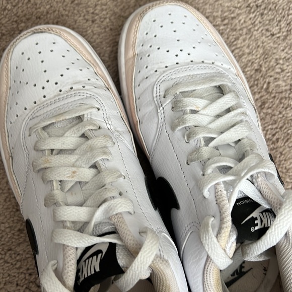 Nike pink white and black court vision sneakers - Women’s 8.5 - Picture 3 of 8